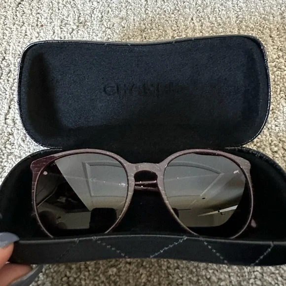 CHANEL Burgundy Acetate Butterfly Pearl Sunglasses 5394-H - Picture 9 of 11
